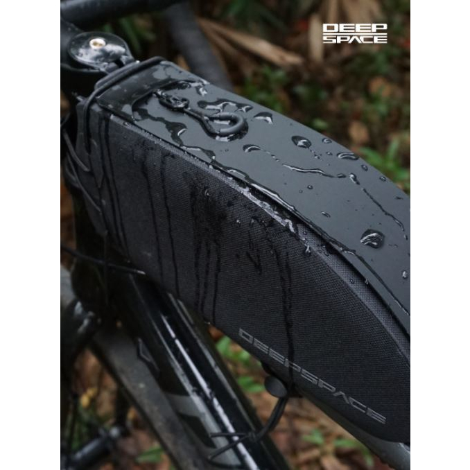 Túi Treo Sườn Xe Đạp Chống Nước Deep Space B256