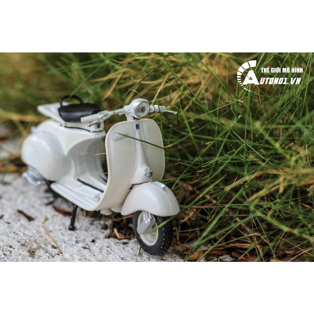 Mô hình xe Vespa 150 1956 white 1:18 Maisto 7070L