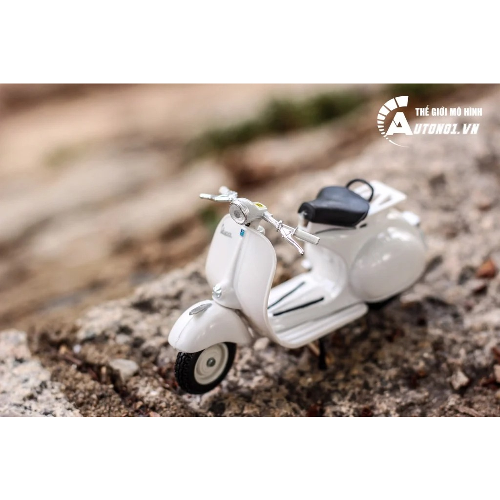 Mô hình xe Vespa 150 1956 white 1:18 Maisto 7070L