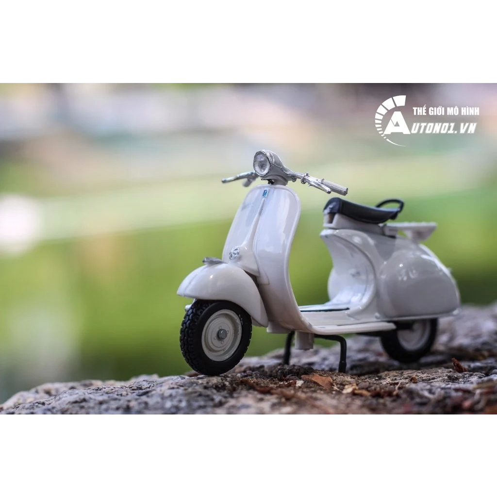 Mô hình xe Vespa 150 1956 white 1:18 Maisto 7070L