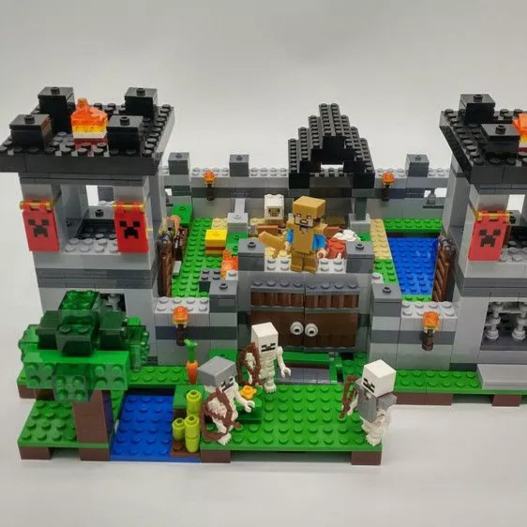 Đồ chơi lắp ráp 1095 10472 Minecraft My World The Fortress