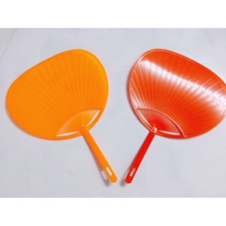 Quạt nhựa , mủ cầm tay tu hung - mẫu size 24x34cm