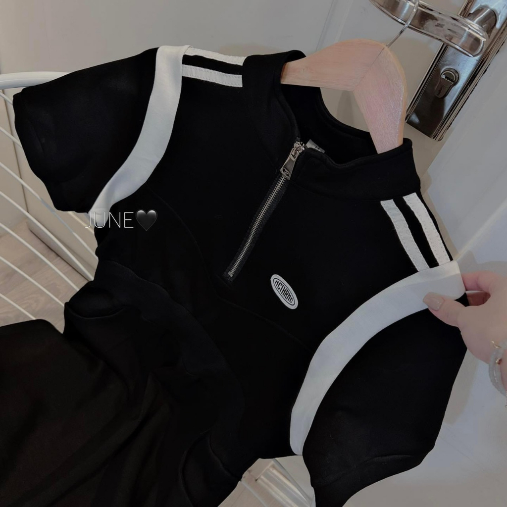 A98- VÁY ĐEN KHÓA CỔ PHỐI VAI