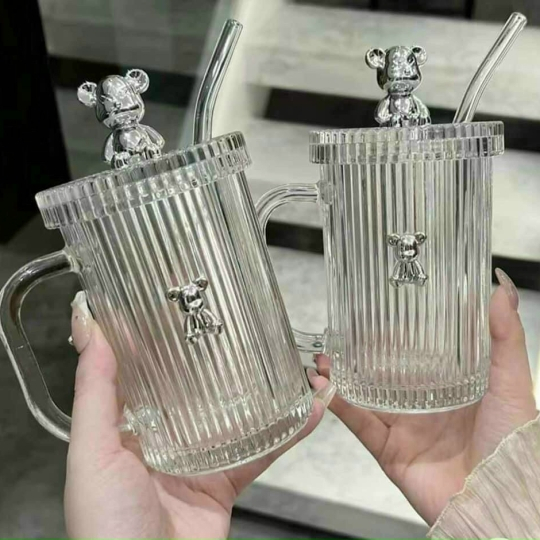 Ly Cốc Thuỷ Tinh Gấu Bearbrick Kèm Nắp Và Ống Hút Siêu Sang 400ml,Ly Thuỷ Tinh Cute Trong Suốt Gấu B