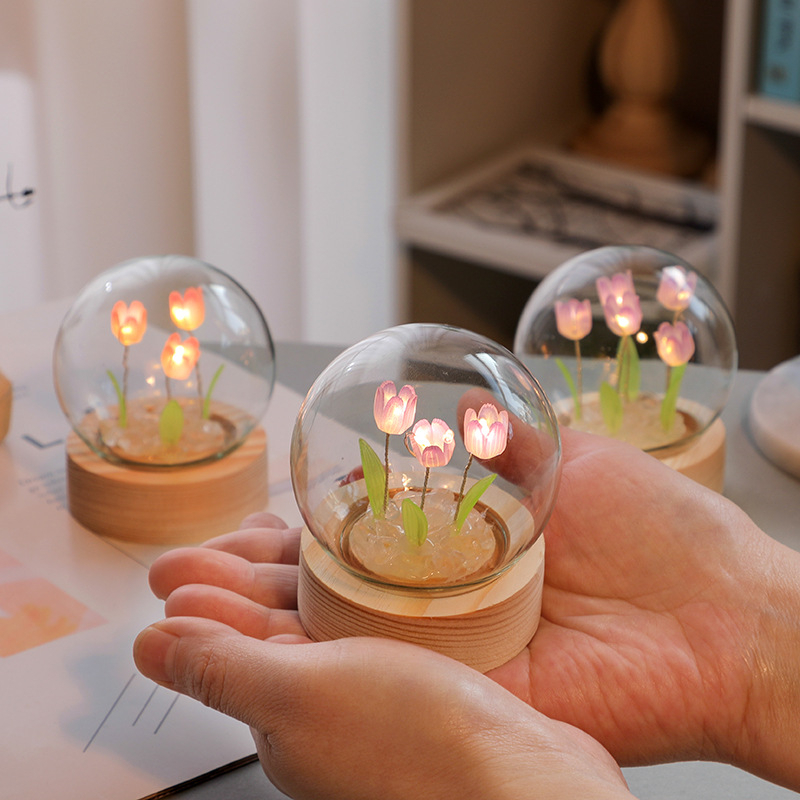 Đèn ngủ Hoa Tulip Có Đèn Led gói phụ kiện tự làm kèm túi quà tặng dễ thương để bàn trang trí phòng ngủ , bàn học