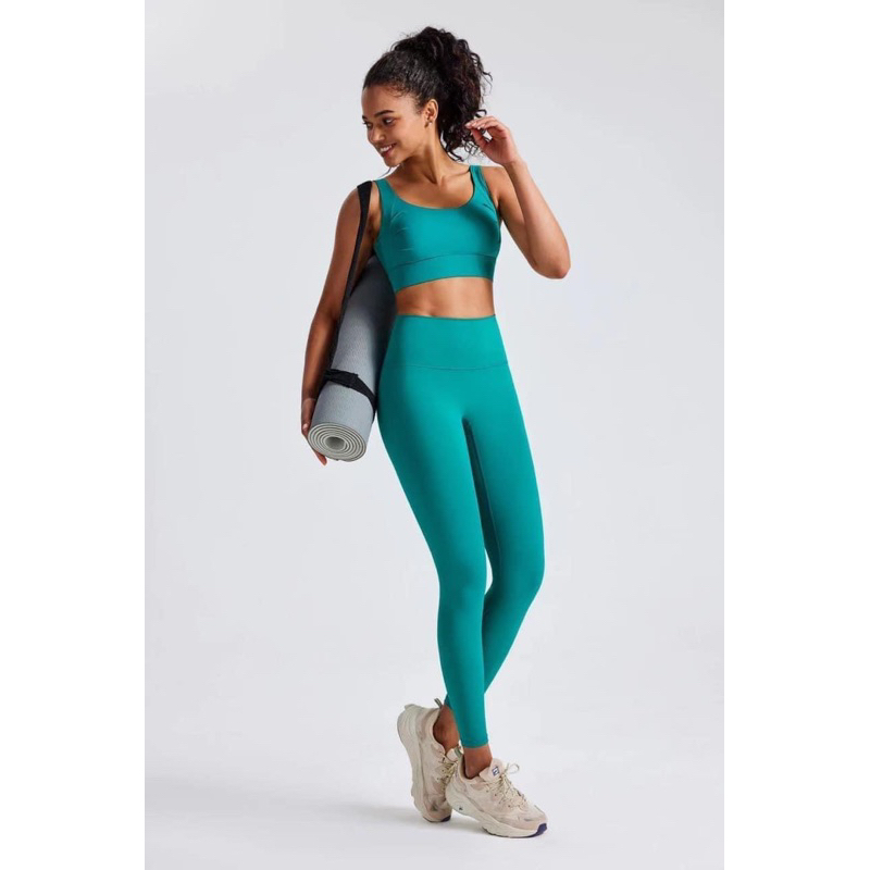 Set lulu cài sau  mút đúc tập gym yoga