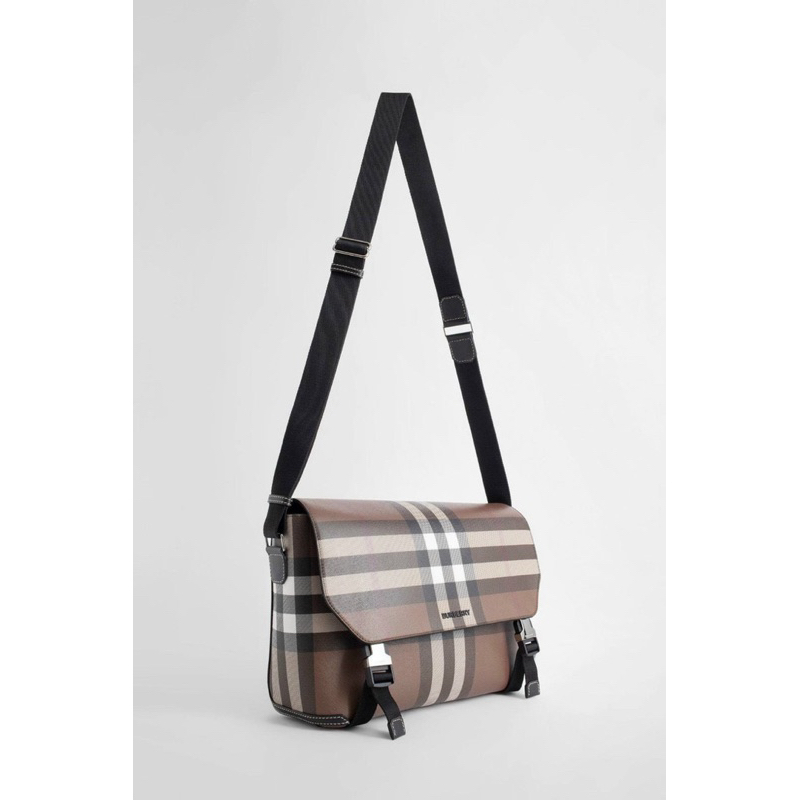 Túi BBR đeo chéo cho nam da thật bền bỉ