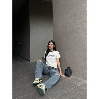 WMNS SLOGAN T-SHIRT - ÁO THUN NỮ BABY TEE