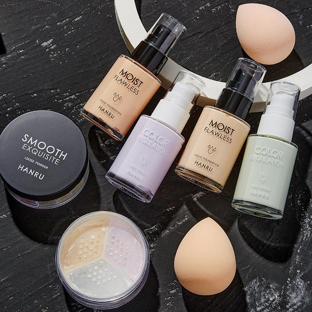 Bộ trang điểm Pretty Makeup Hanru 4 in1 gồm kem lót,kem nền,phấn phủ dạng bột và tặng 1 bông đánh phấn