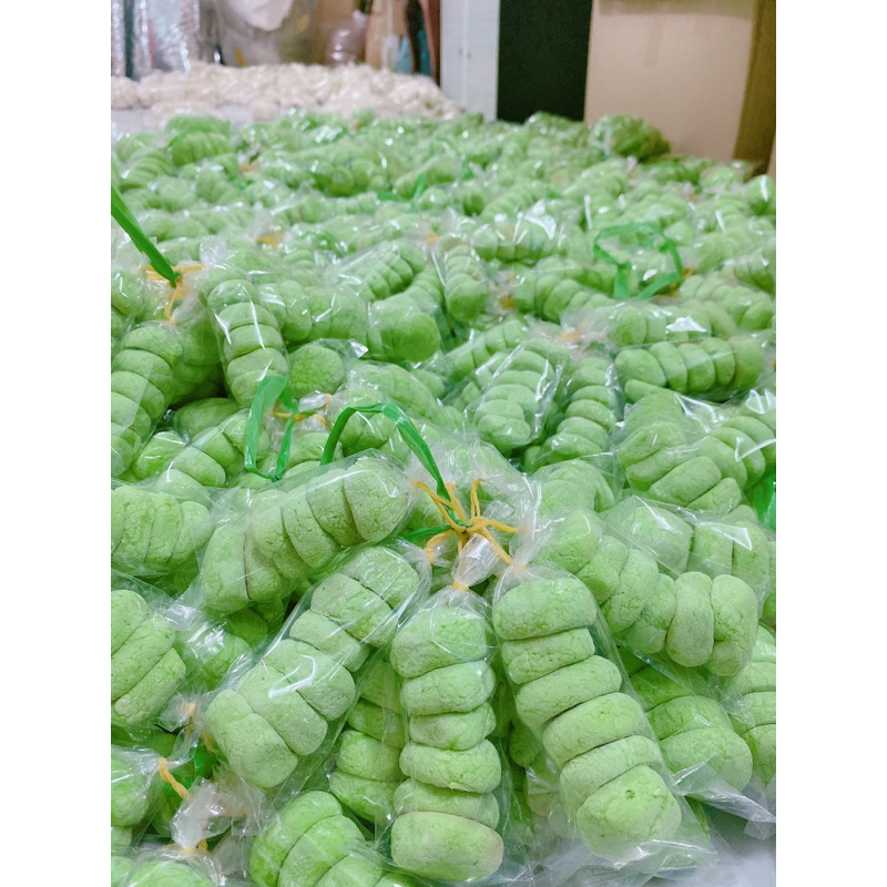 Bánh bao sữa matcha 1 xâu gồm 10 gói