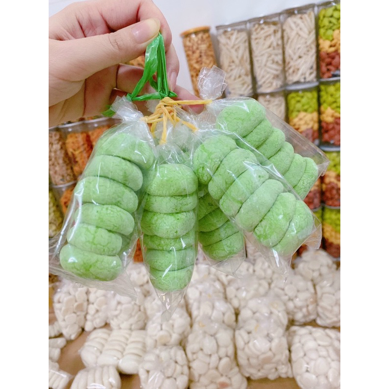 Bánh bao sữa matcha 1 xâu gồm 10 gói