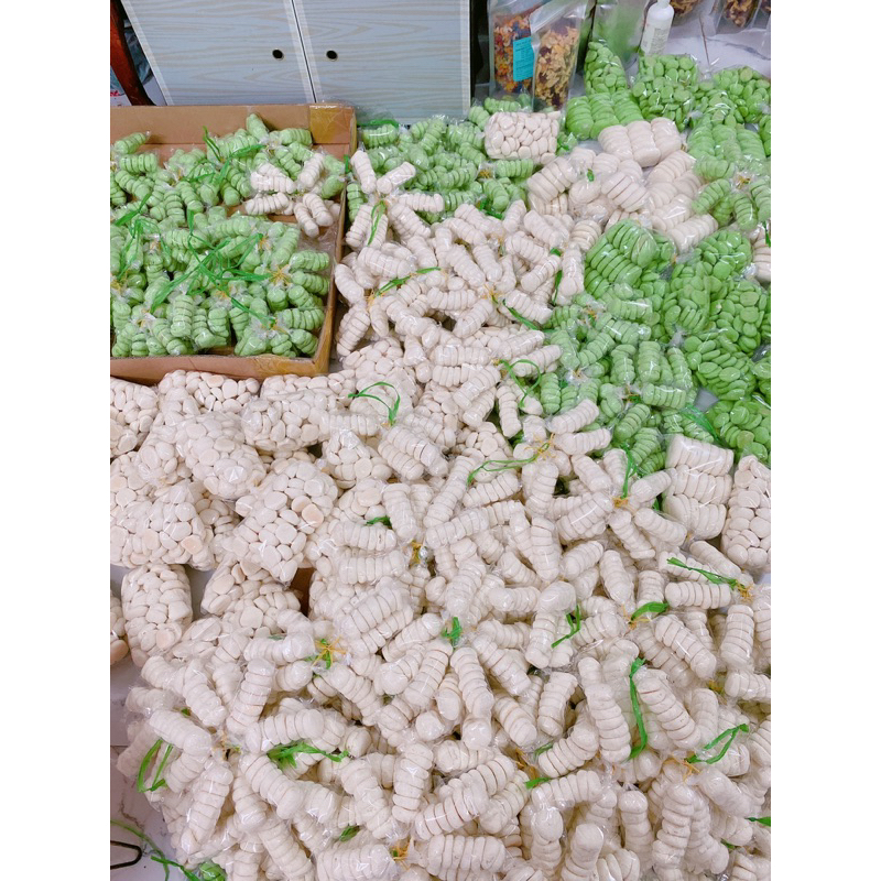 Bánh bao sữa matcha 1 xâu gồm 10 gói