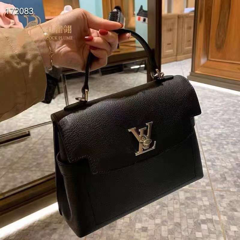 Túi Xách LoU. Is Vui.Ttion Lock Me Size 25 Màu Đen