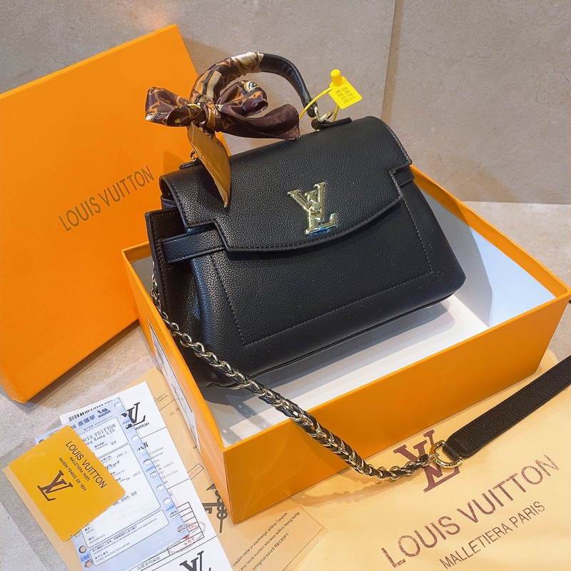 Túi Xách LoU. Is Vui.Ttion Lock Me Size 25 Màu Đen