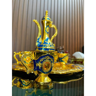 Ấm Chén Hoàng Gia