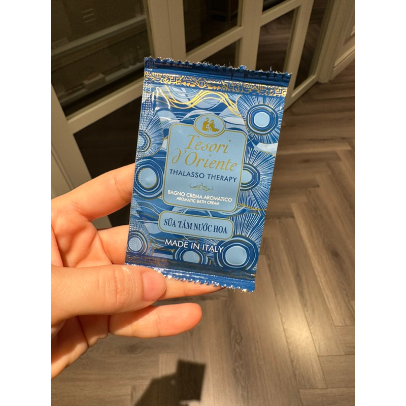 Combo 10 gói sữa tắm nước hoa Ý Tesori 9ml