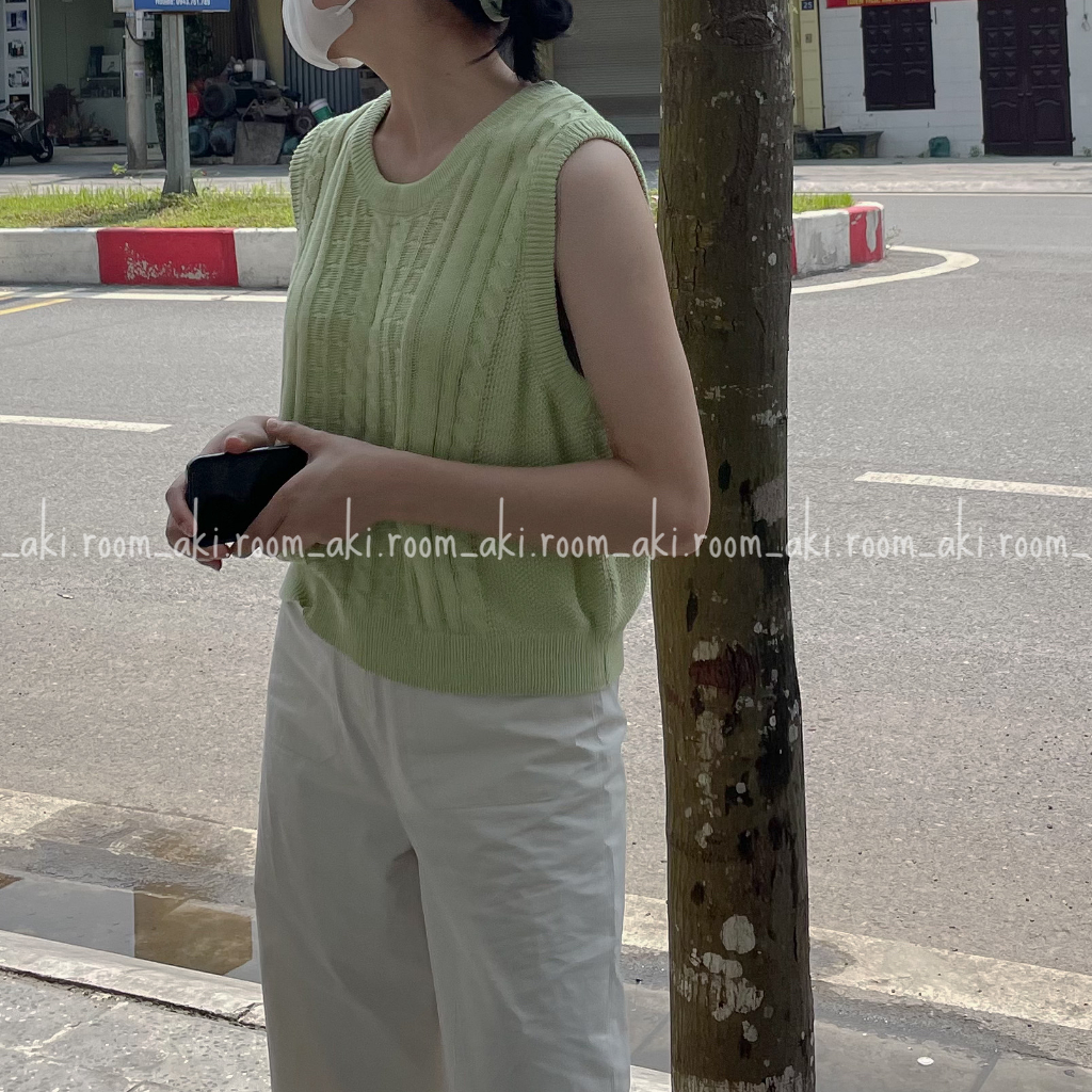 Áo len thừng mềm sát nách cổ tròn mặc được hai kiểu 9083