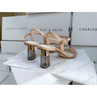 sandal Charles & Keith
