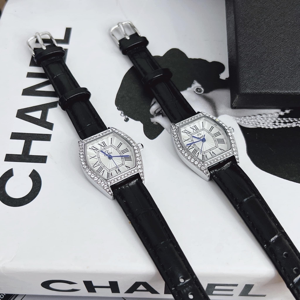 Đồng hồ đeo tay nữ D0.U.LZ mặt bầu dục kim dây da sang chảnh thời trang