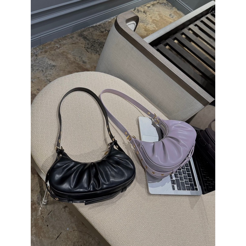 Túi CNK kẹp nách dáng cong sz22