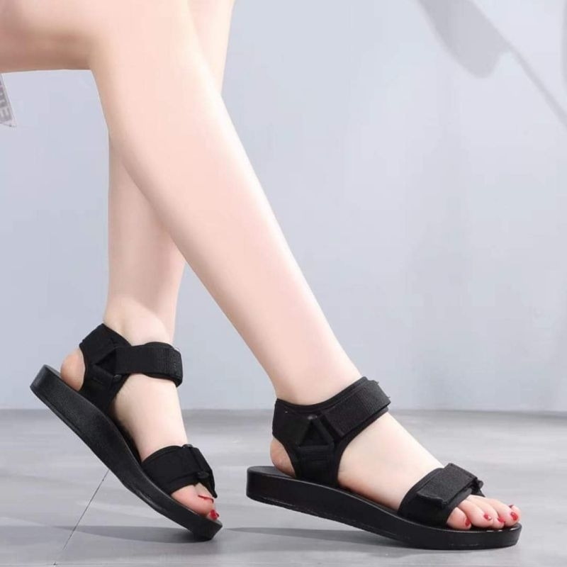Giày sandan mủ chiến binh quai dán