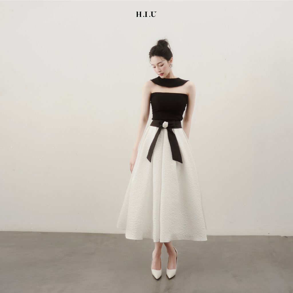 Áo kiểu nữ quây ngực cổ tròn mặc 2 kiểu Bliss Top H.I.U Fashion , chất liệu thun gân mát dáng ôm body co dãn nhẹ mát