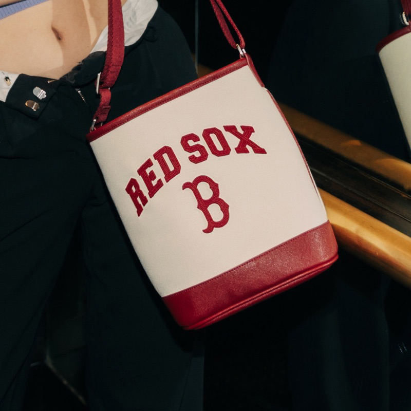 Túi bucket MLB Newyork Yankees ss23