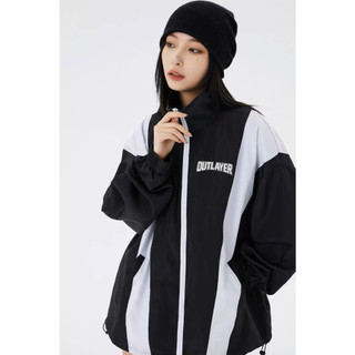 Áo Khoác Dù Phối Đen Trắng Logo Outlayer