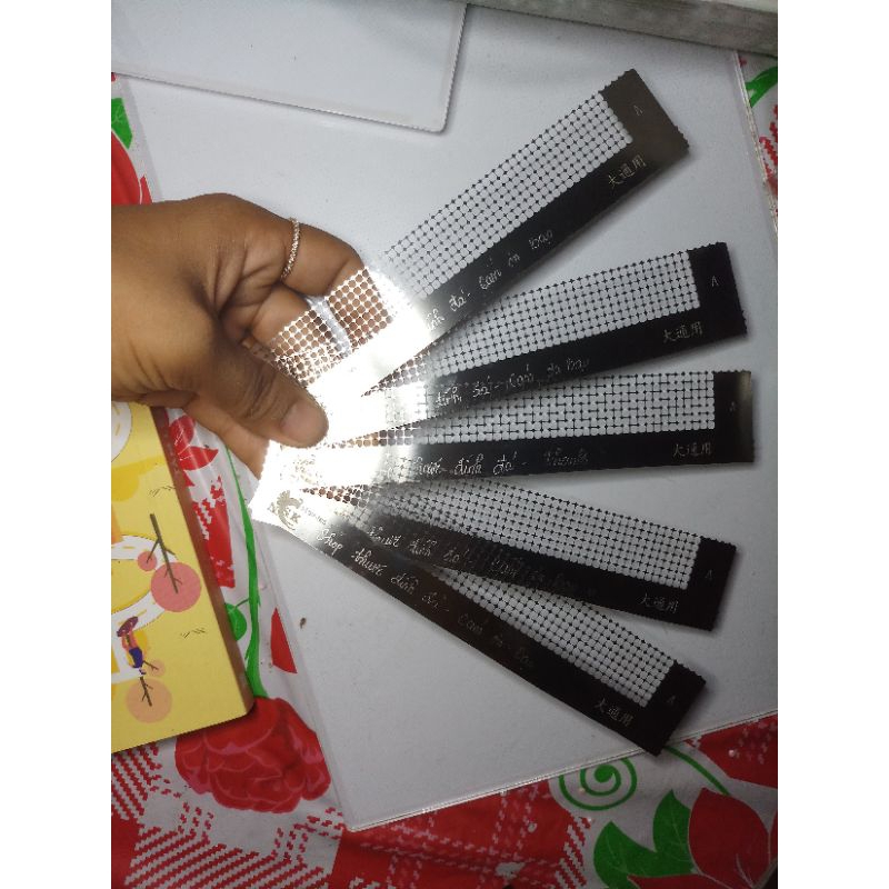 Thước đính đá 17cm model A -7 hàng dọc