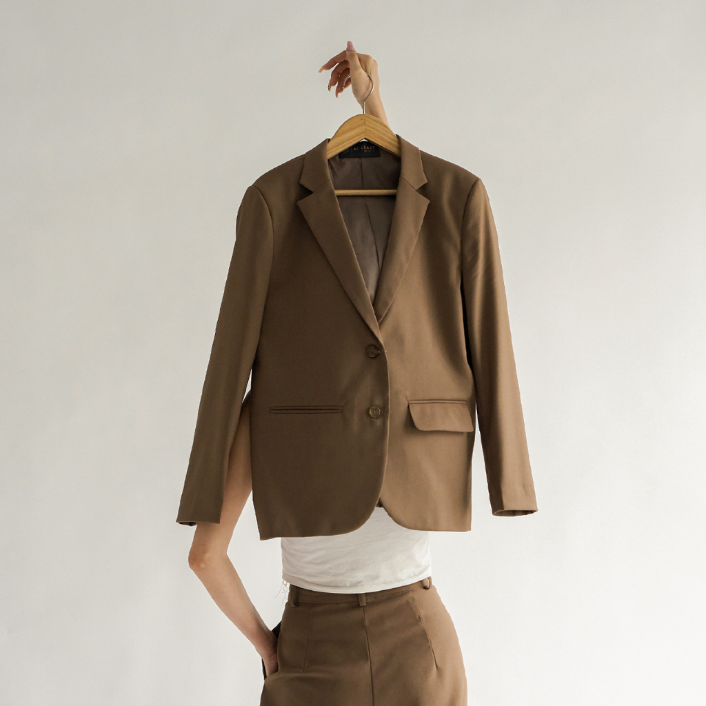 At Least Basic Blazer Áo Blazer