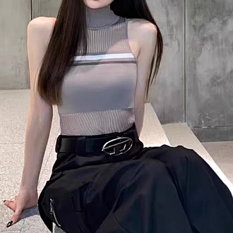 Áo ba lỗ có cổ 3p siêu slay điểm xuyên thấu