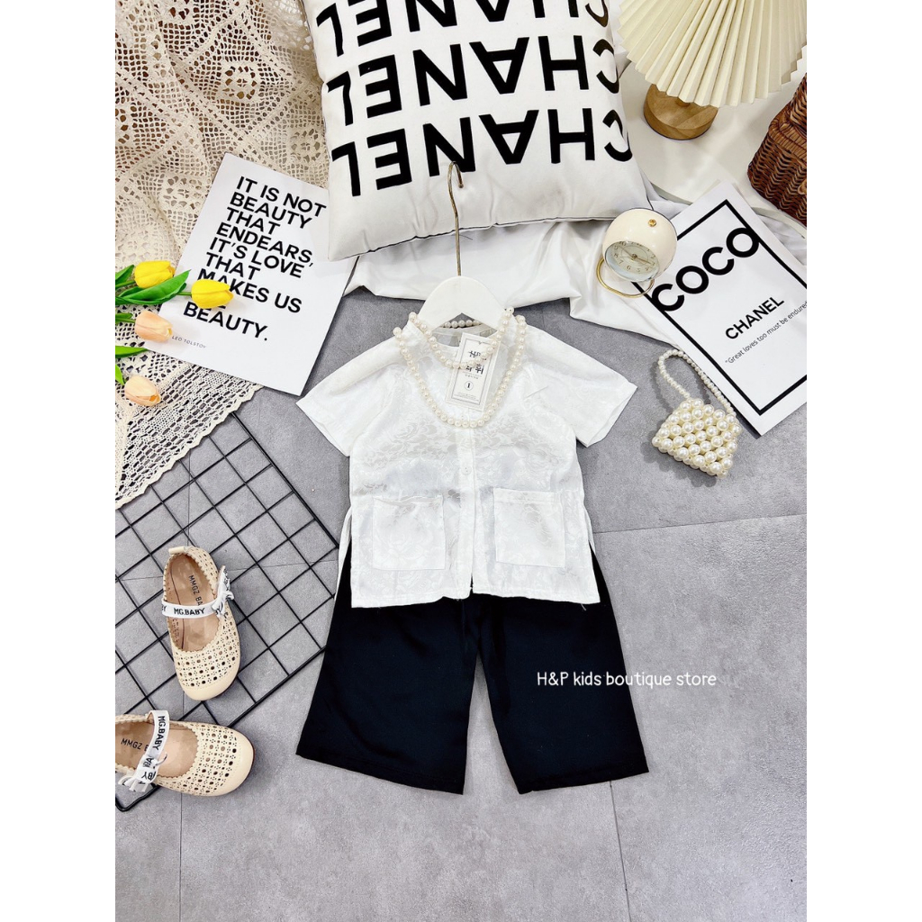 Bộ bà ba gấm lụa hoa nổi siêu đẹp cho bé gái