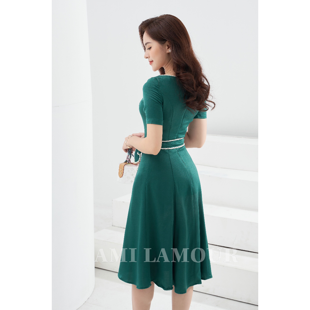 Váy cổ vuông thanh lịch AmiLamour, váy Kiama 2 màu tôn đa kèm đai rời