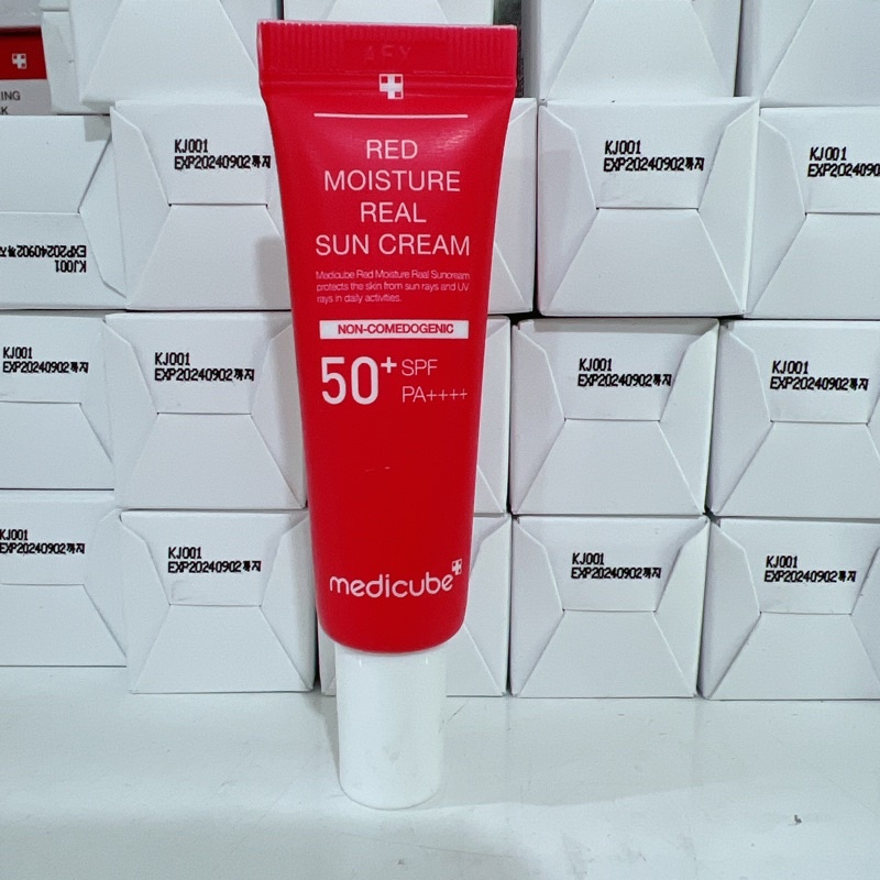 Kem chống nắng da mụn Medicube mini size RED MOISTURE REAL SUN CREAM 10ml