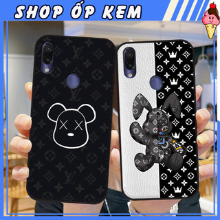 Ốp Xiaomi Redmi 7 - Redmi Note 7 In Gấu BE@RBRICK SIÊU DỄ THƯƠNG