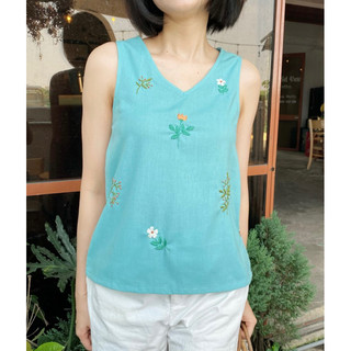 Áo sát nách linen thêu hoa