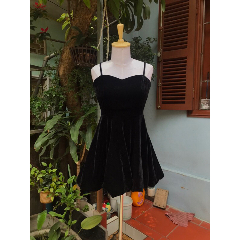 Váy nhung, sườn xám nhung, váy dây nhung, cúp ngực  cập nhật 17/5