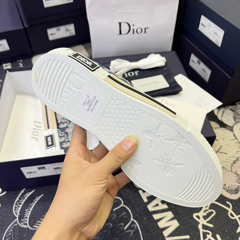 Giày Dio B23 Đế Thơm màu cơ bản Chất Lượng cao