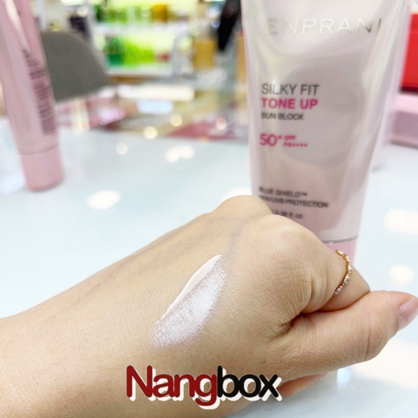 Kem Chống Nắng Kềm Dầu Nâng Tông ENPRANI SILKY FIT TONE UP SUNBLOCK SPF 50+ PA++++