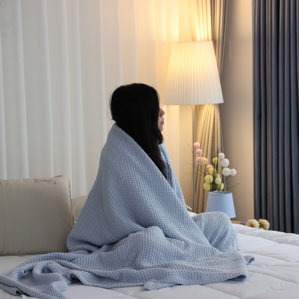 Chăn văn phòng K-Bedding By Everon chất vải Cotton Modal  Họa Tiết Tổ Ong  chăn sofa decor phòng ngủ