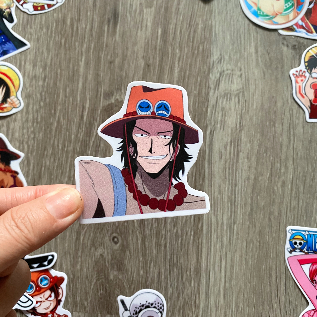 Sticker ONE PIECE - ĐẢO HẢI TẶC Chống Nước Dán Trang Trí Va Li, Xe, Laptop, Nón Bảo Hiểm, Đàn Guitar