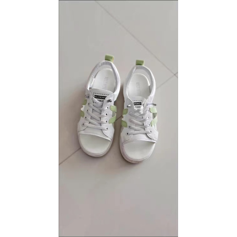 Giày thể thao nữ hở mũi thoáng mát