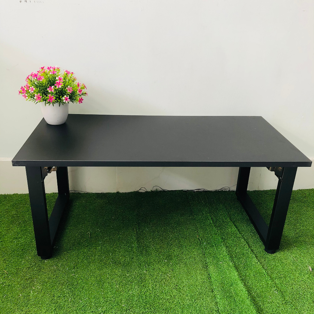 , mặt MDF, dày 17ly, Chân sắt màu đen.
