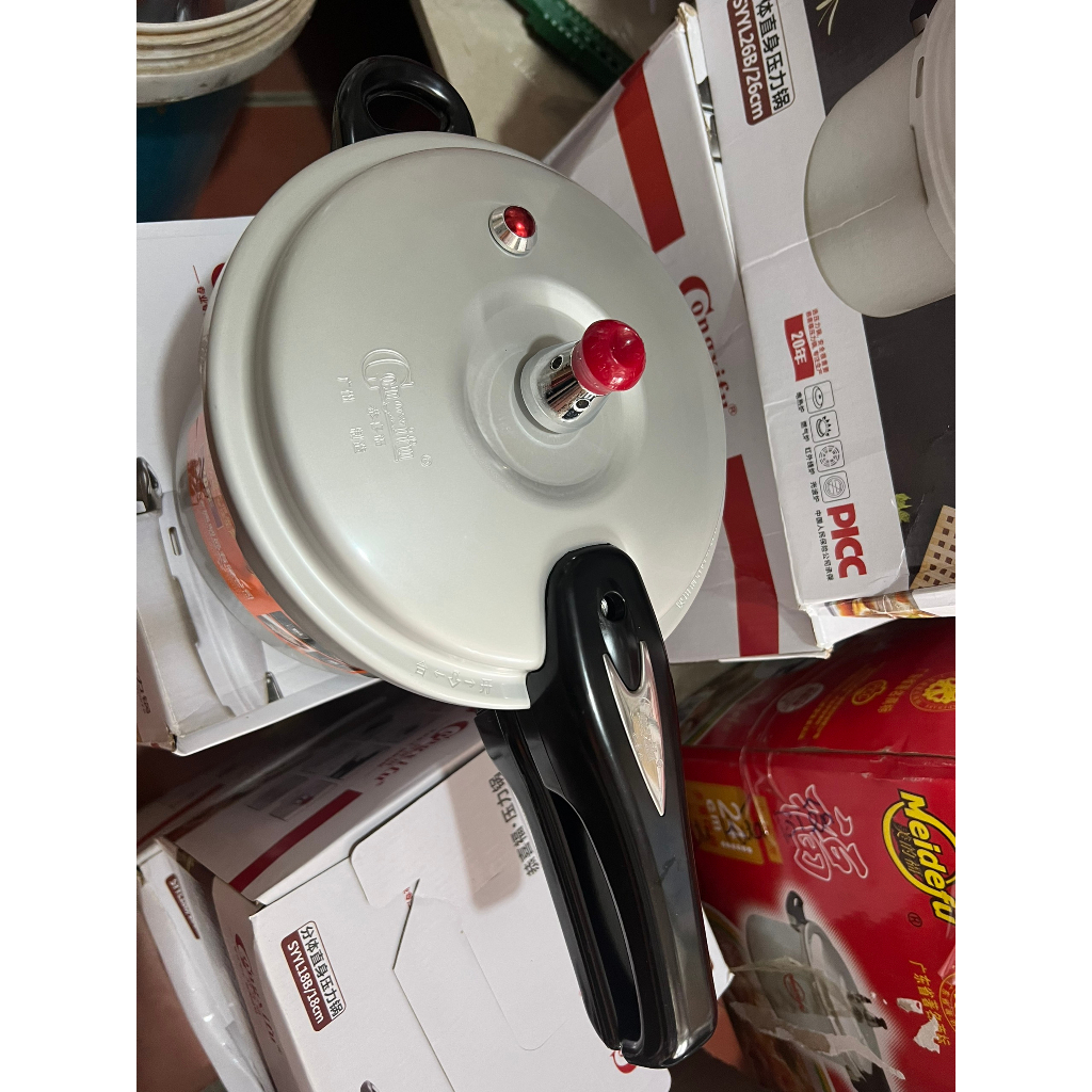 Nồi áp suất nấu gas xinbao 18cm,20cm ,22cm ,24cm ,26cm ,28cm,30cm