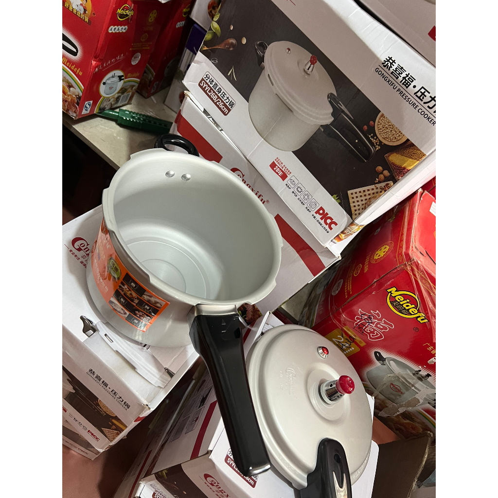 Nồi áp suất nấu gas xinbao 18cm,20cm ,22cm ,24cm ,26cm ,28cm,30cm