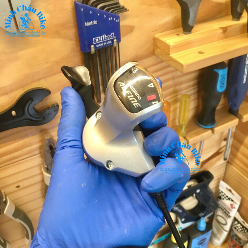 Tay chuyển số Alfine SL-S503 cho đùm số 8 tốc độ bên trong. Alfine SL-S503 shifter for internal 8-speed hubs