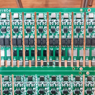 Mạch bảo vệ sạc xả pin18650 2s 7.4v 2s 8.4v không kẽm