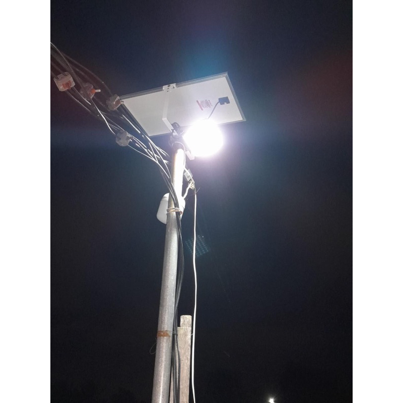 Đèn Chiếu pha Năng lượng mặt trời 50W Rạng Đông siêu sáng CP02.SL.RF 50W