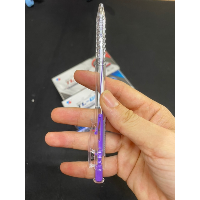 Bút bi Thiên Long TL-027 xanh , đỏ , đen , tím