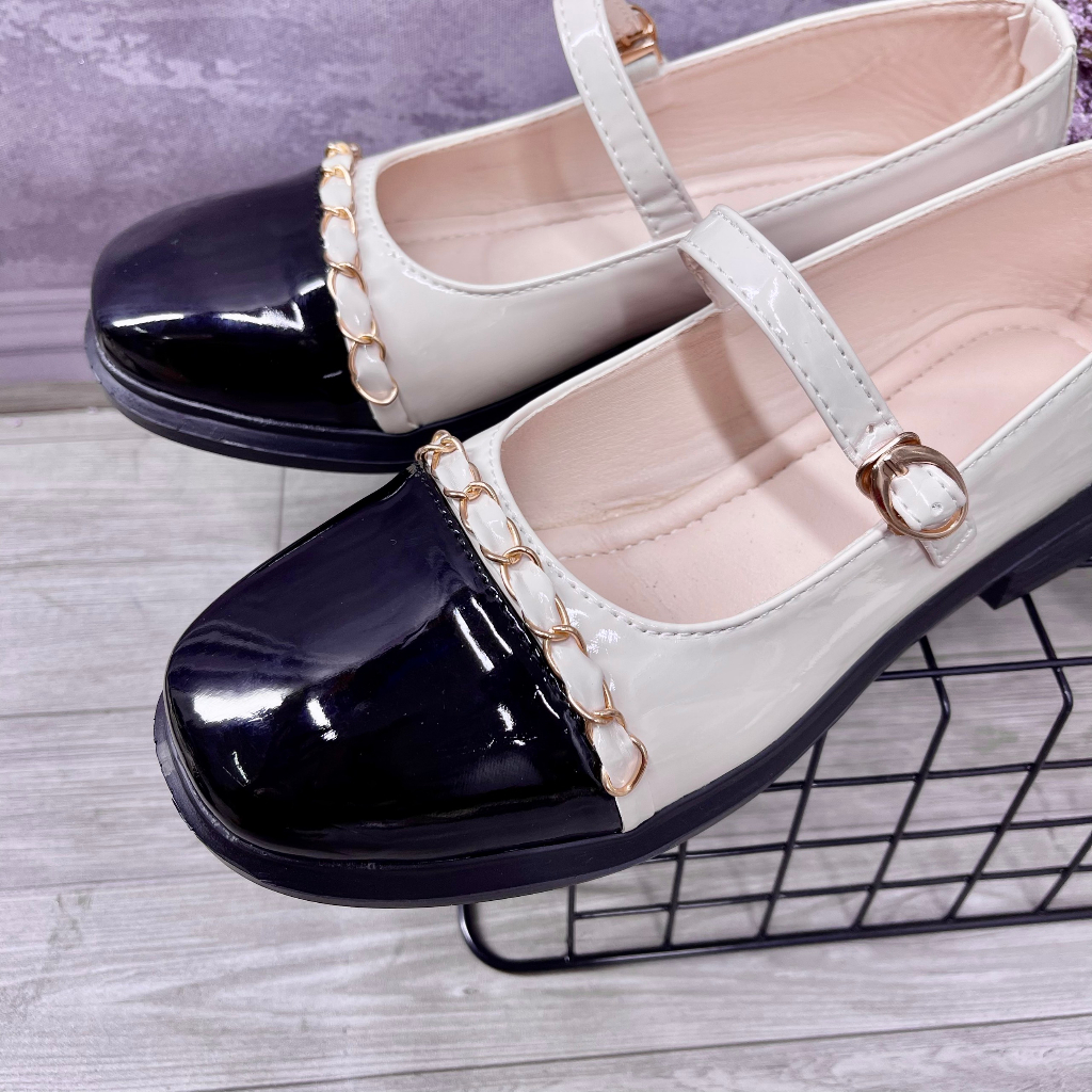 Giày nữ đế đốc phối dây xích mũi vuông đế 2 phân bản da mềm TA16